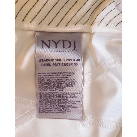 NYDJ Lift & Tuck Ivory Pinstripe Pleated Cropped Dress Pants, Size 16, NWT $139 - Picture 9 of 9